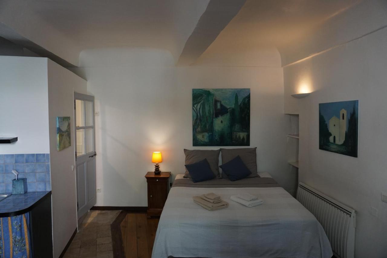 La Maison Des Artistes Apartment โคทินยัค ภายนอก รูปภาพ