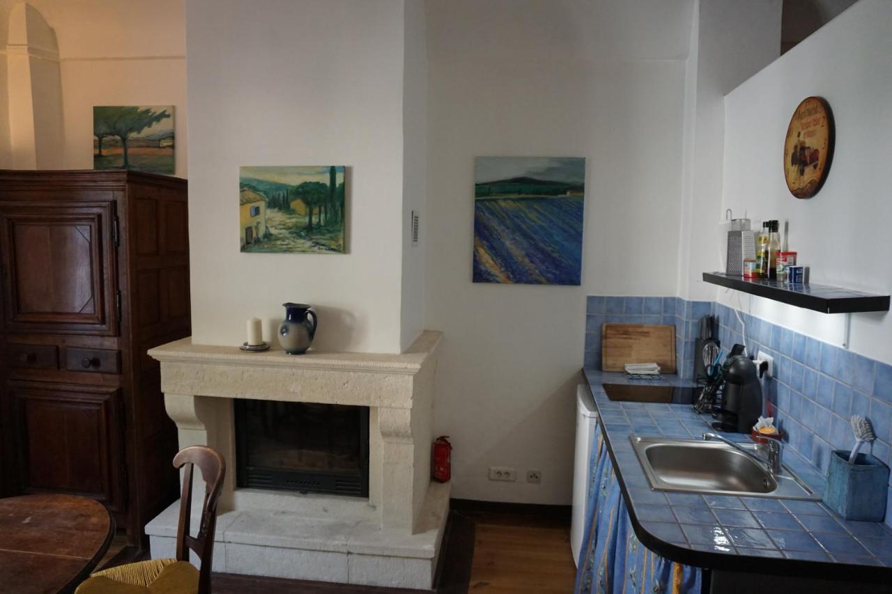 La Maison Des Artistes Apartment โคทินยัค ภายนอก รูปภาพ